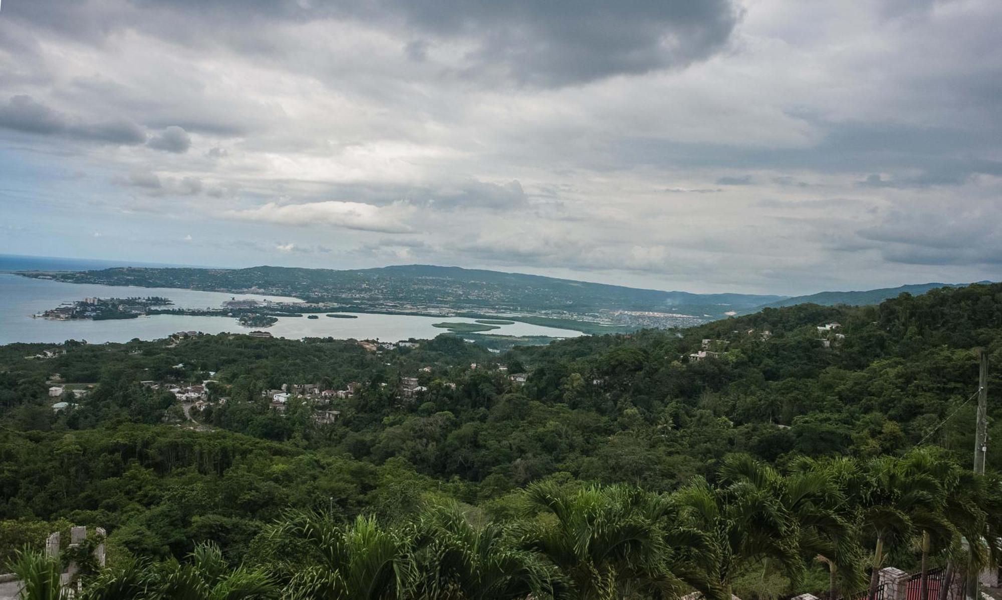 Clarridge View Guesthouse Montego Bay Exterior foto